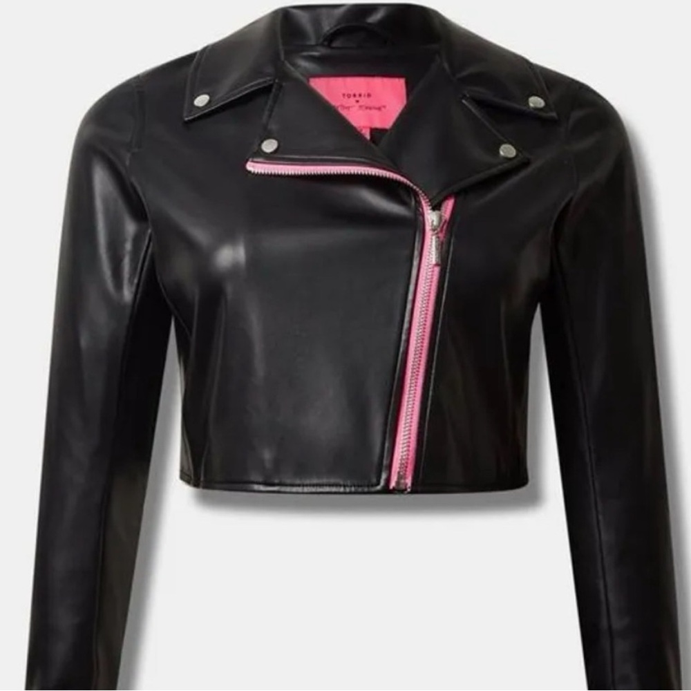 Torrid x Betsey Johnson Black & Hot Pink Faux Leather Crop Moto Jacket size 24